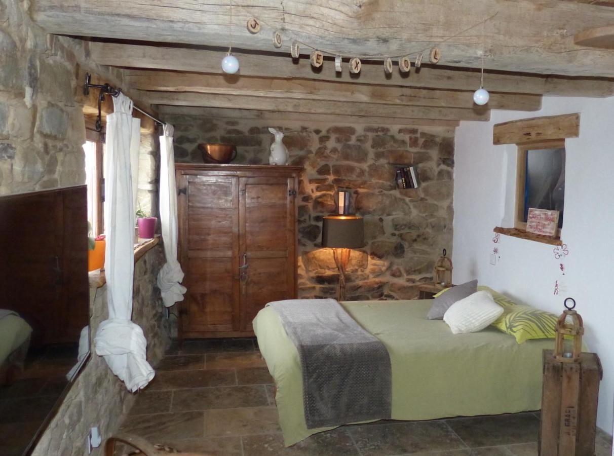 La Chambre Du Pigeonnier Bed and Breakfast Braux  Εξωτερικό φωτογραφία