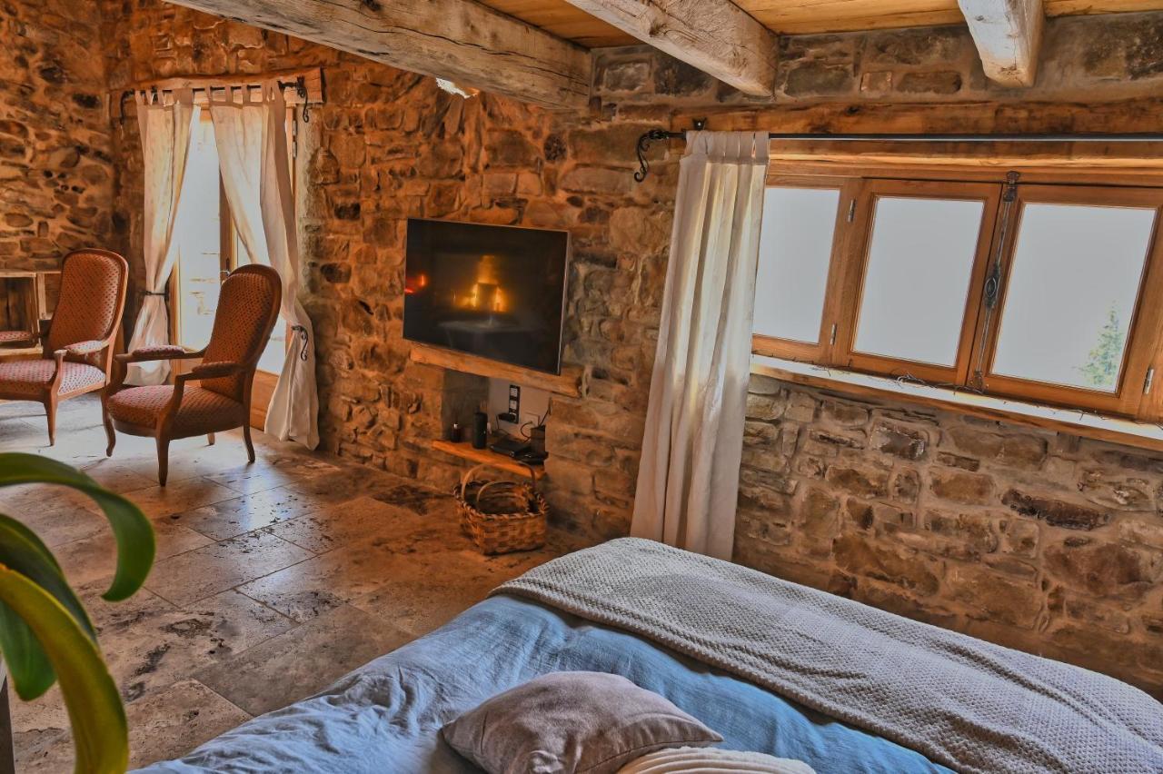 La Chambre Du Pigeonnier Bed and Breakfast Braux  Εξωτερικό φωτογραφία